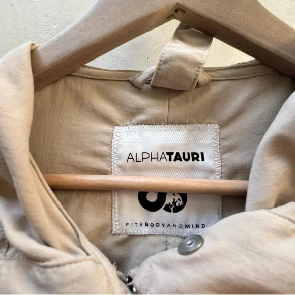 Alpha Tauri || Long Line Trench Coat Performance in Cream Large - Picture 4 of 10